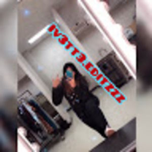 Meet your Posher, Paola